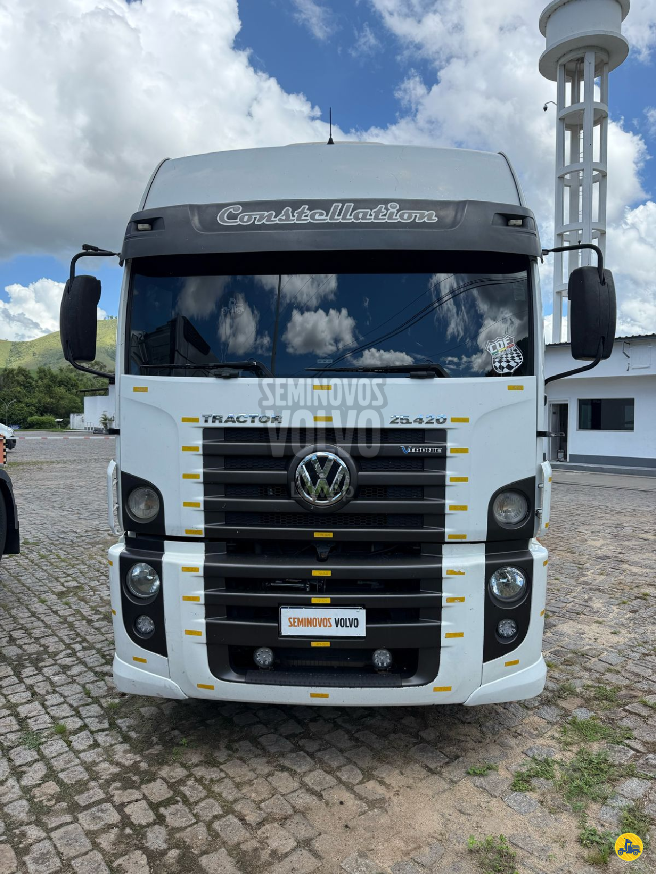CAMINHAO VOLKSWAGEN VW 25420 Chassis Cavalo 6x2 Luvep Caminhões - Volvo VIANA ESPÍRITO SANTO ES